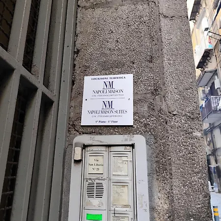 Napoli Maison Suite Exterior photo